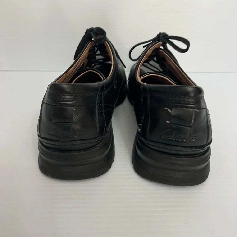 Clarks laced up men dress shoes size 13M